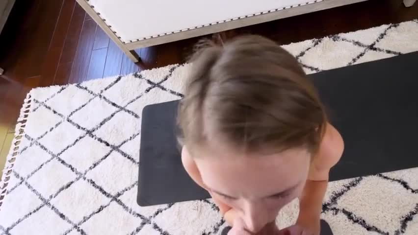 Pretty Fit Teen In POV Sex With A Fake Producer