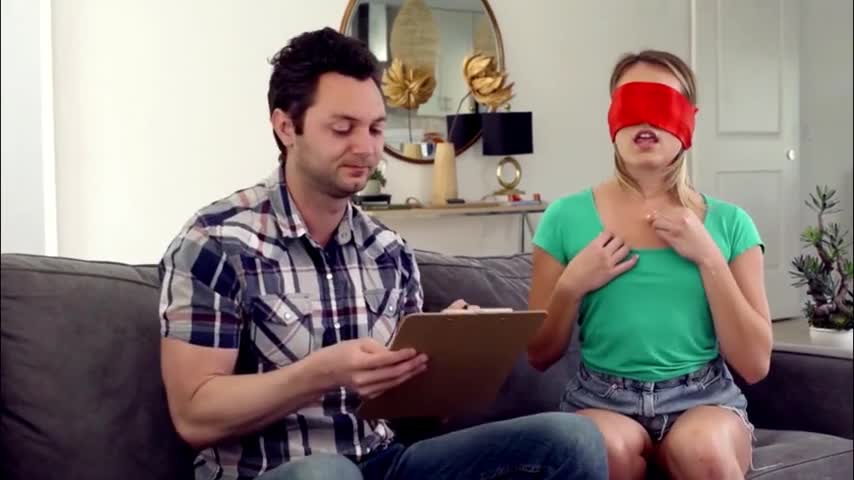 Guessing Game With My Stepsister Turned Into Sex Session